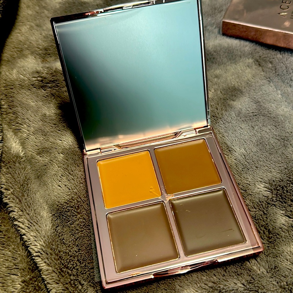 Ace beaute Ultimate Sculpt Face Palette Bronzer